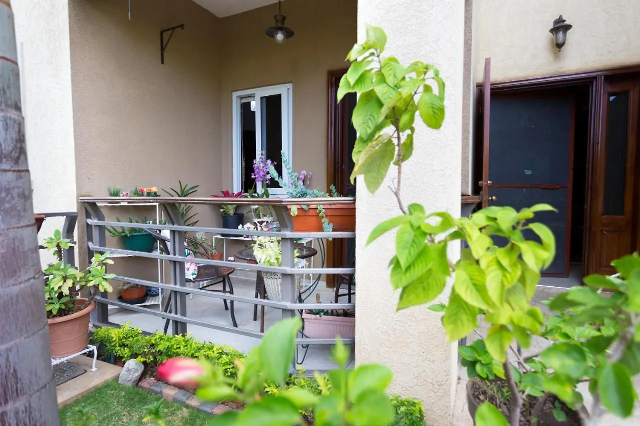 New Kingston Guest Apartment At Inglaterra III 0*,  牙买加