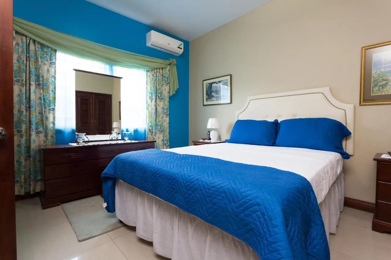 New Kingston Guest Apartment At Inglaterra III Jamaïque
