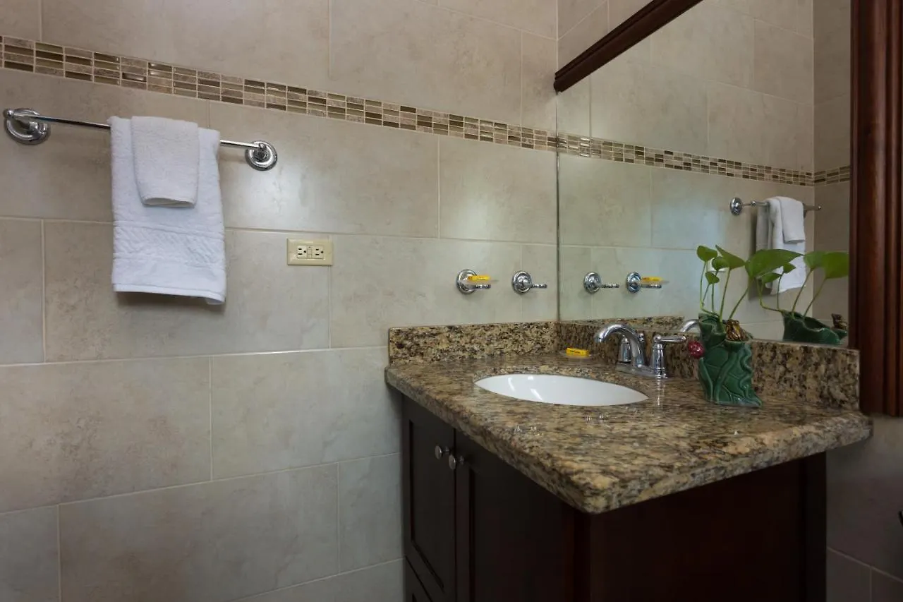 New Kingston Guest Apartment At Inglaterra III 0*,  Jamaïque